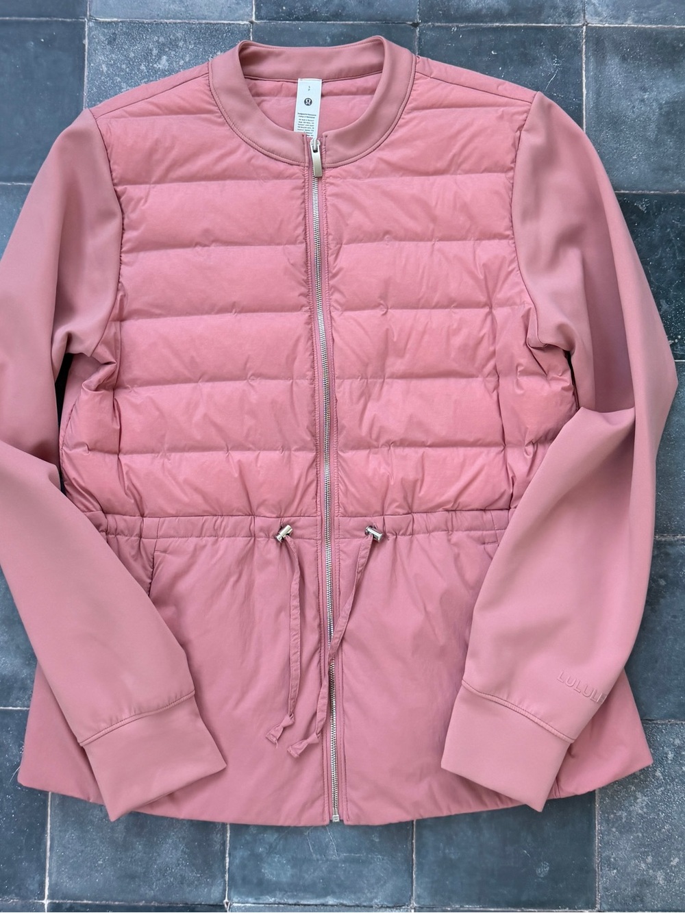 Lululemon Down-filled cinch-waisted jacket Deco Pink Size 6